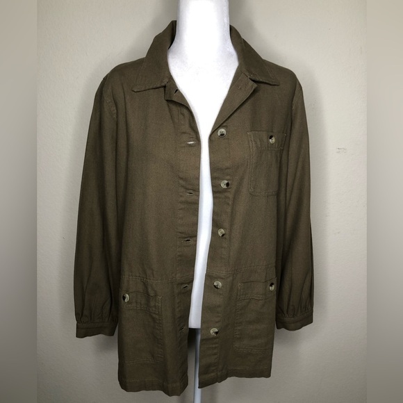 ABLE The Phyllis Utility Shacket in Dusky Green Size:‎ Small Lightweight Shacket - Picture 15 of 15